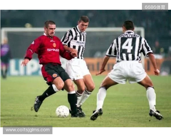 曼晚:阿马德可胜任右翼卫位置,但曼联需再引进一名左翼卫 曼晚:阿马德可胜任右翼卫位置,但曼联需再引进一名左翼卫