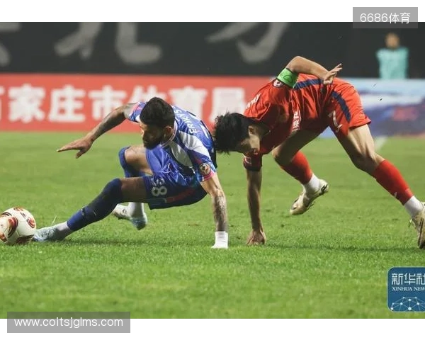 上海嘉定汇龙vs重庆铜梁龙首发:向余望出战,铜梁龙赢球就升超